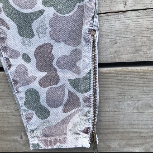 Current Elliott Multi Zip Stiletto Jean Grey Camo - Picture 6 of 10